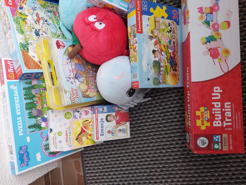 Puzzle i gry różne