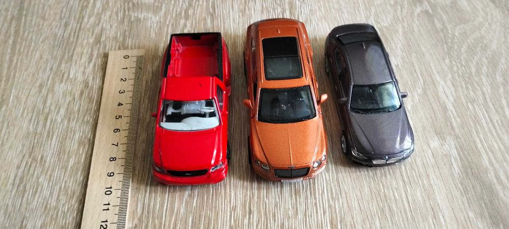 Машинки Kingsmart, Welly