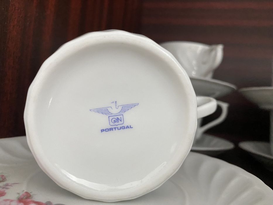 Conjunto de café e chá nunca usado.