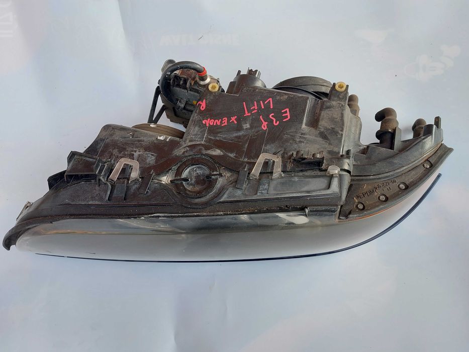 Lampa Lewy przód Xenon kpl BMW E39 01-04.R Szkło BDB