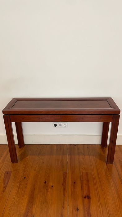 Aparador em Cerejeira