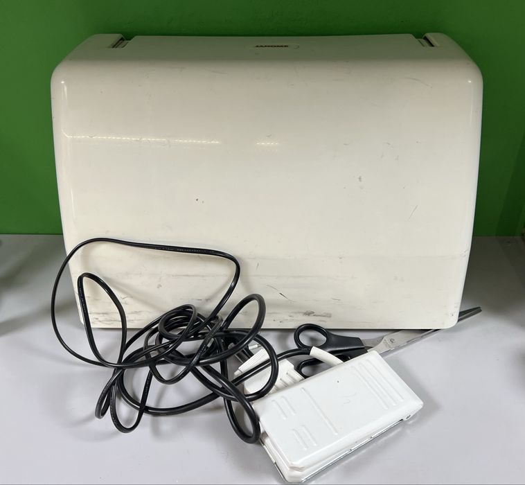 Швейна машина Janome My Excel 23XE