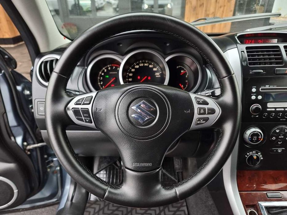 Продам  Suzuki Grand Vitara 2007. Можна в розстрочку, під викуп.