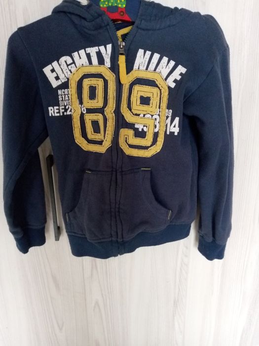 Дарую одяг на хлопчика розмір 122-128