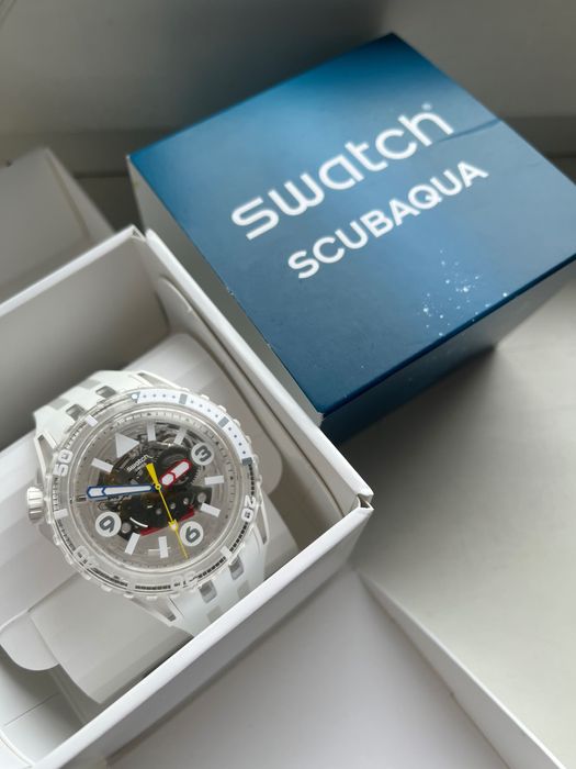 годинник наручний SWATCH SCUBAQUA