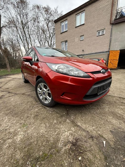 Ford Fiesta mk7 1.25 benzyna bezwypadkowy Import z Niemiec