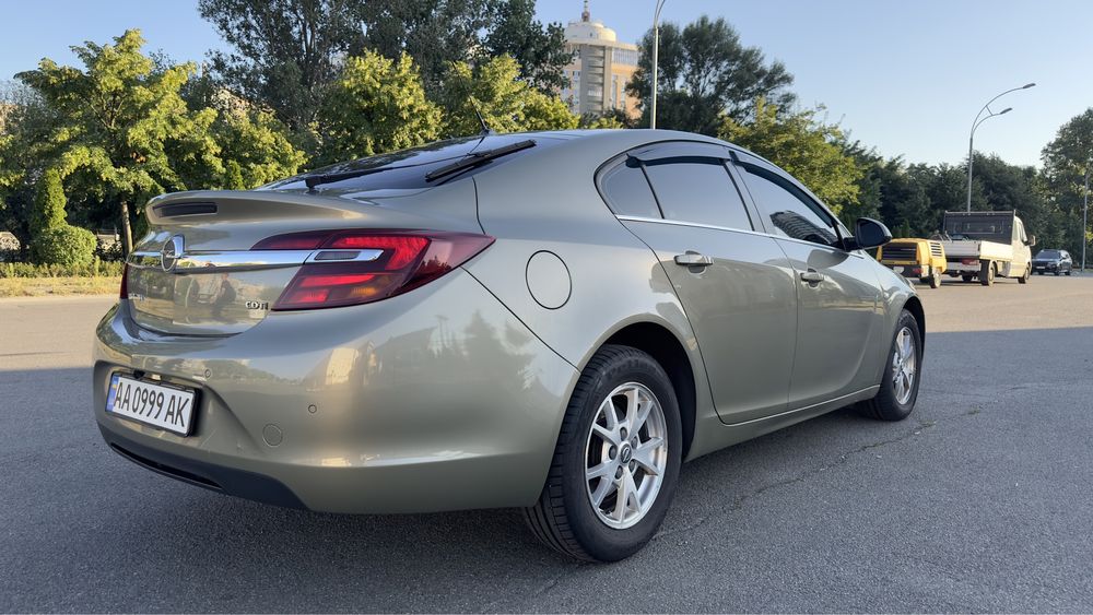 Opel Insignia 2013