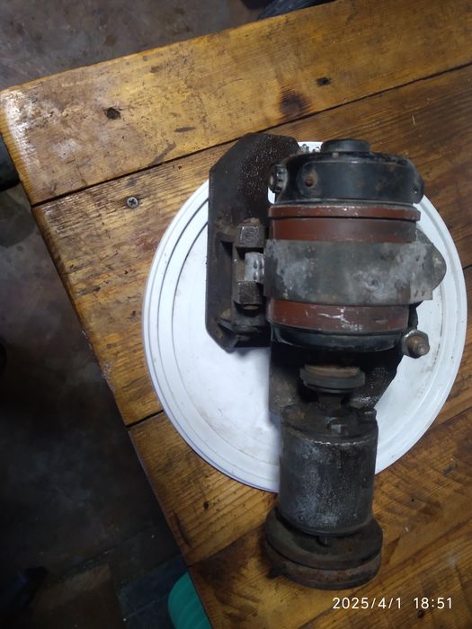 електро двигатель постоянноготока на 110 вольт