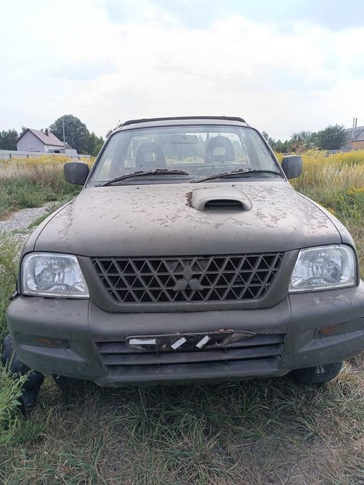 розборка запчастини Mitsubishi L200 Мітсубісі Л200 1996-2007 2,5 диз.