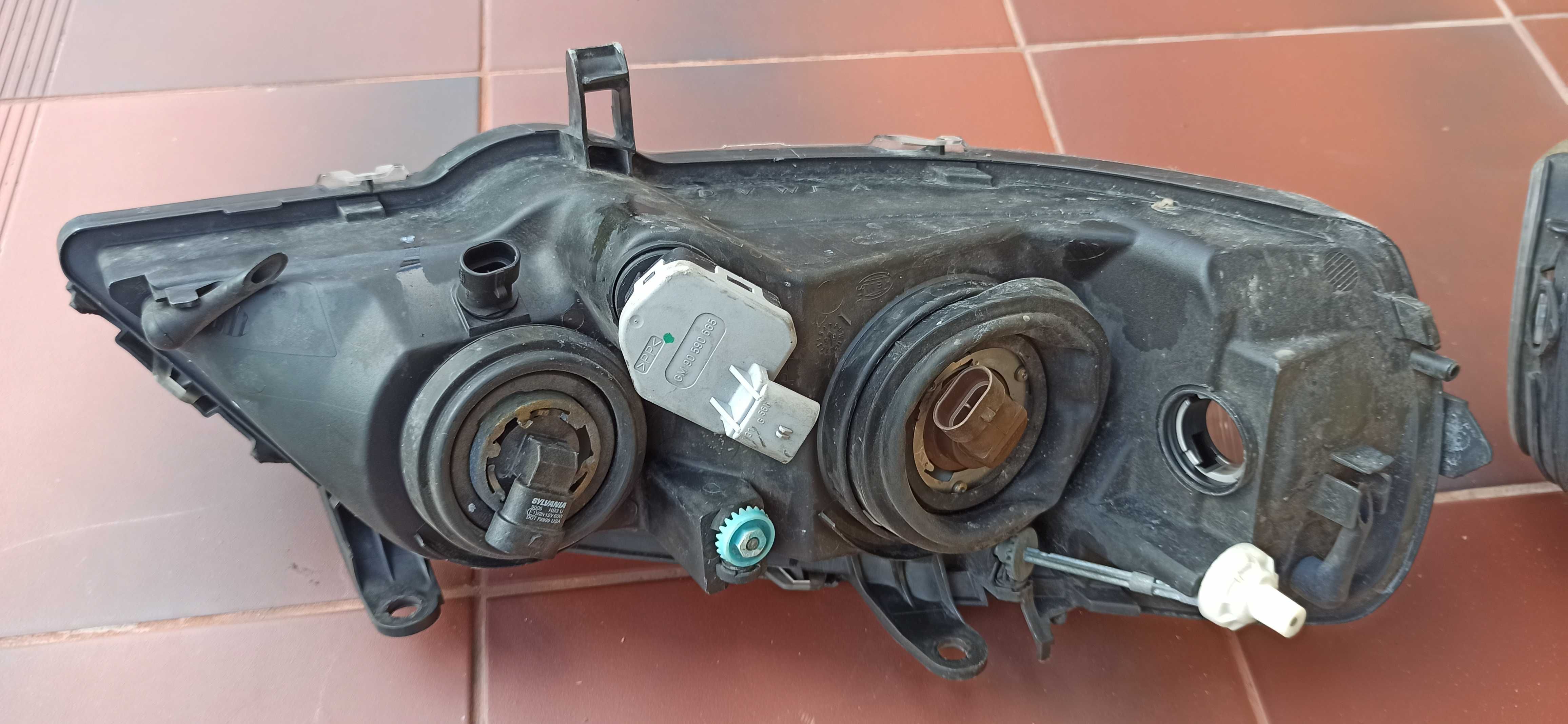 Lampy przednie Opel Astra  G