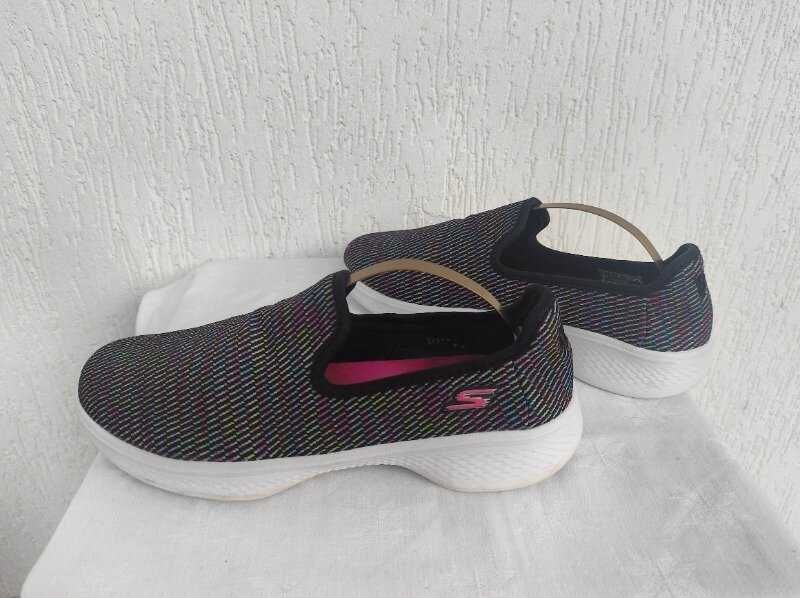 Мокасини текстильние Skechers Goga max GEN 5 р.37.5