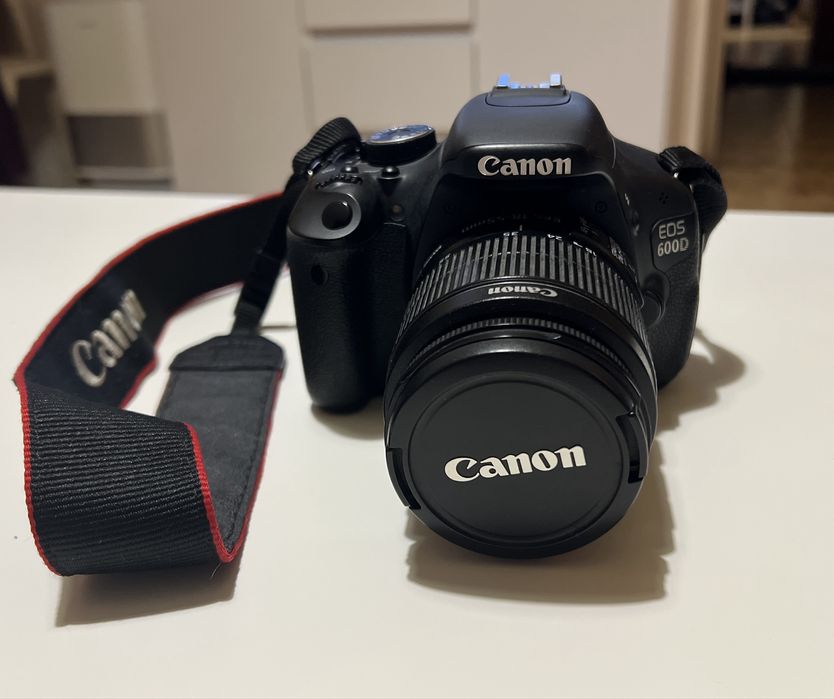 Lustrzanka CANON EOS 600D