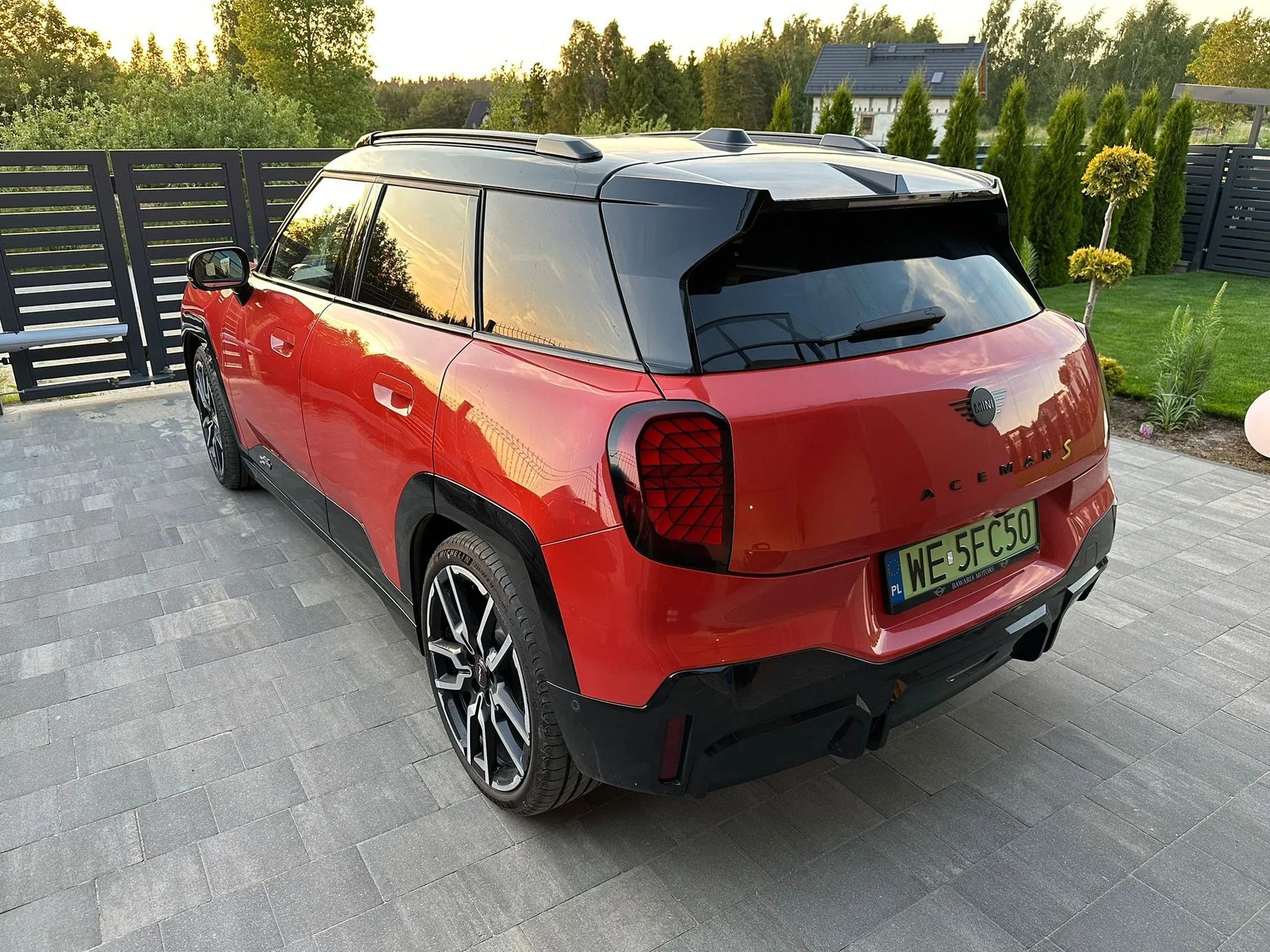 MINI Aceman Na sprzedaż – cesja leasingu MINI ACEMAN 2025 | 218 KM | 1. właściciel