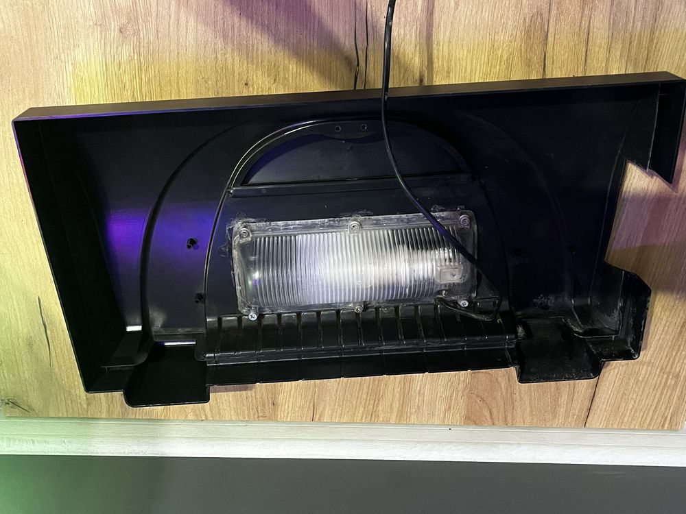 Pokrywa akwariowa Diversa 50x27 cm z oświetleniem LED