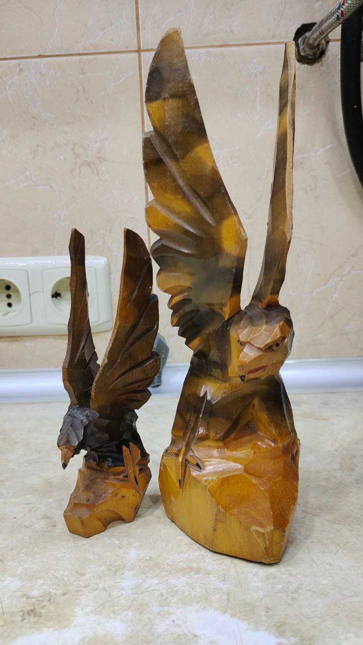 Статуэтка из дерева. Резной орел СССР