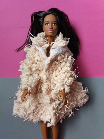 Ubranka dla lalki Barbie futerko