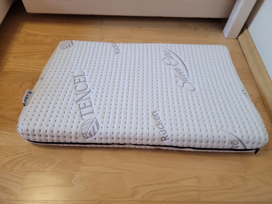 Rucken Poduszka Klin Do Łożeczka pod materac 40X60