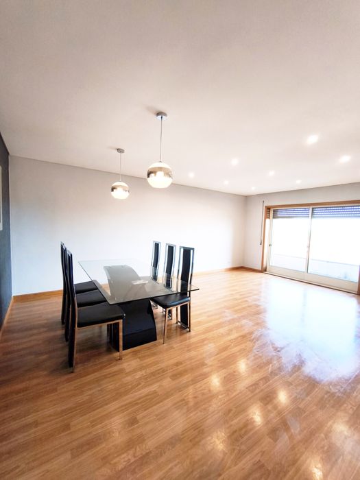 Apartamento T2 em Condomínio Privado – Localização Premium Grijó