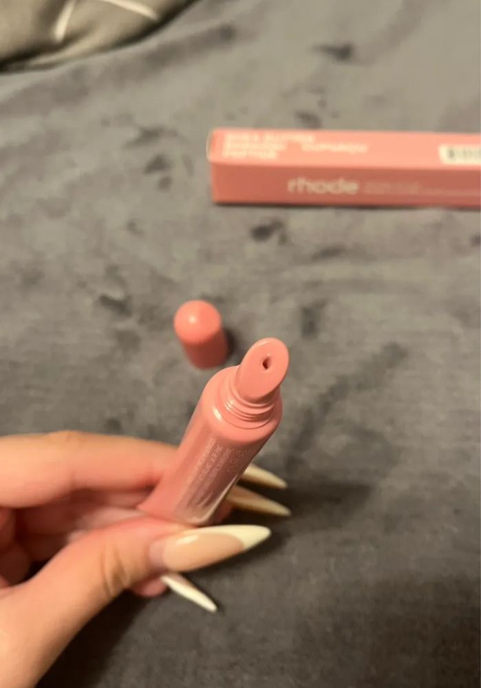 Rhode Ribbon Rosa Novo Lip Gloss