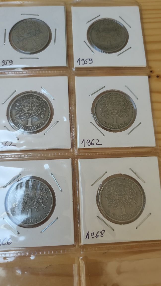 Moedas de 1 escudo vários anos