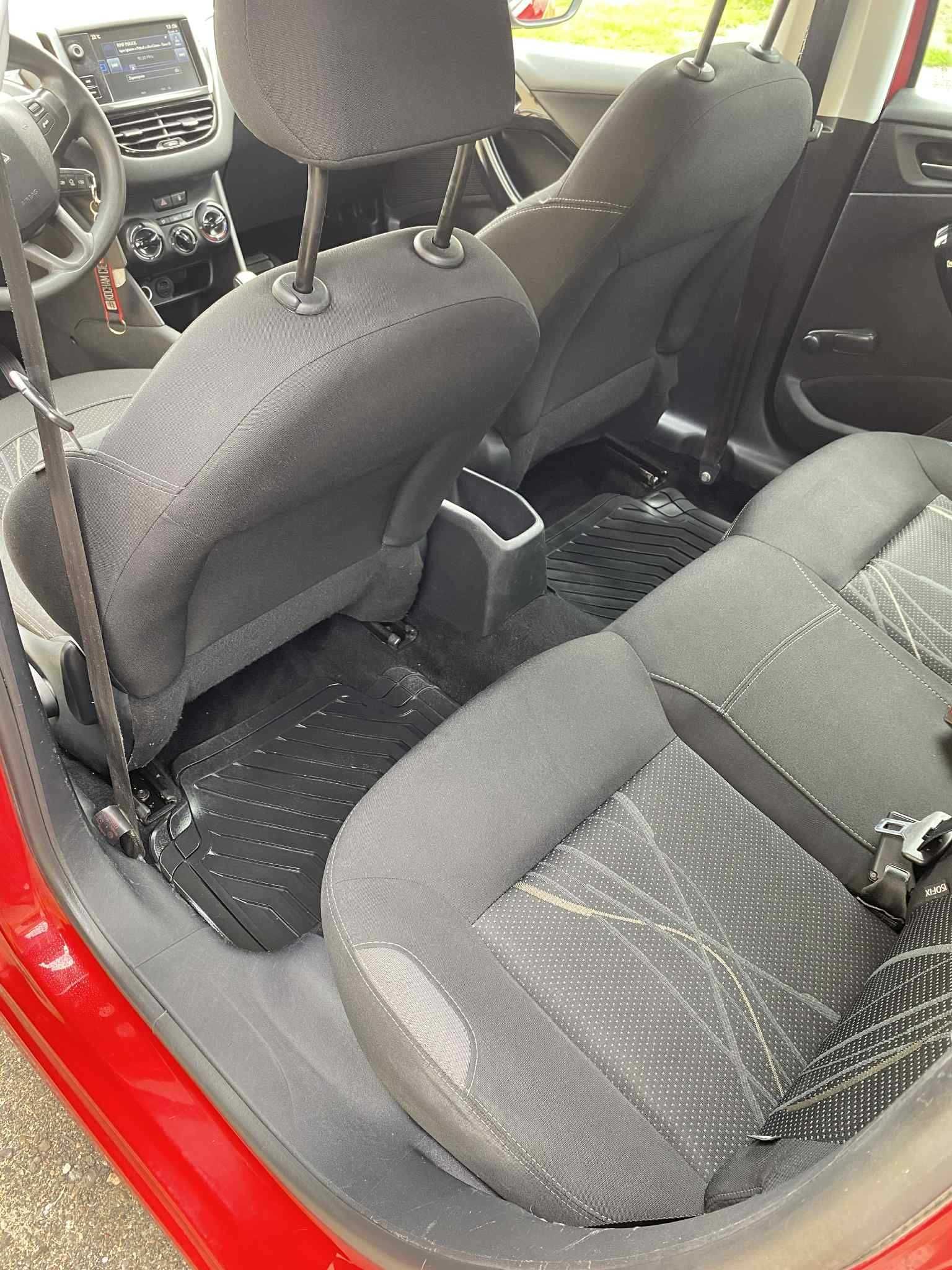 Peugeot  208 1.2
