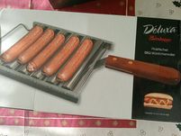 Grelhador de salsichas para brasa