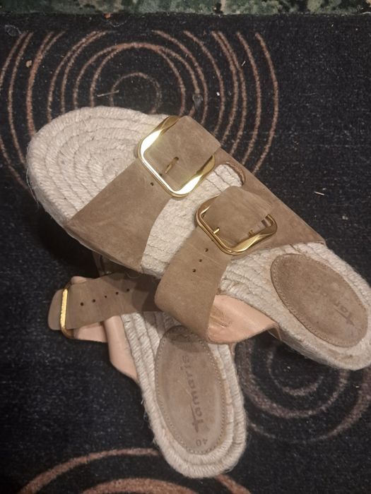 Продам шкіряні  фірмові Тамаріси р 41