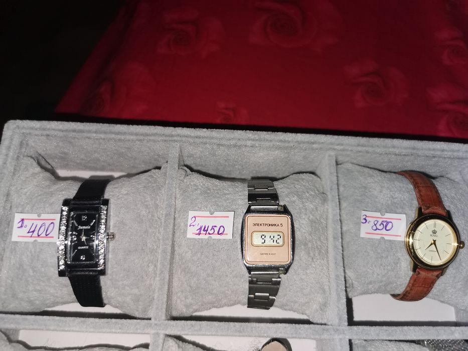 Годинники жіночі, чоловічі.