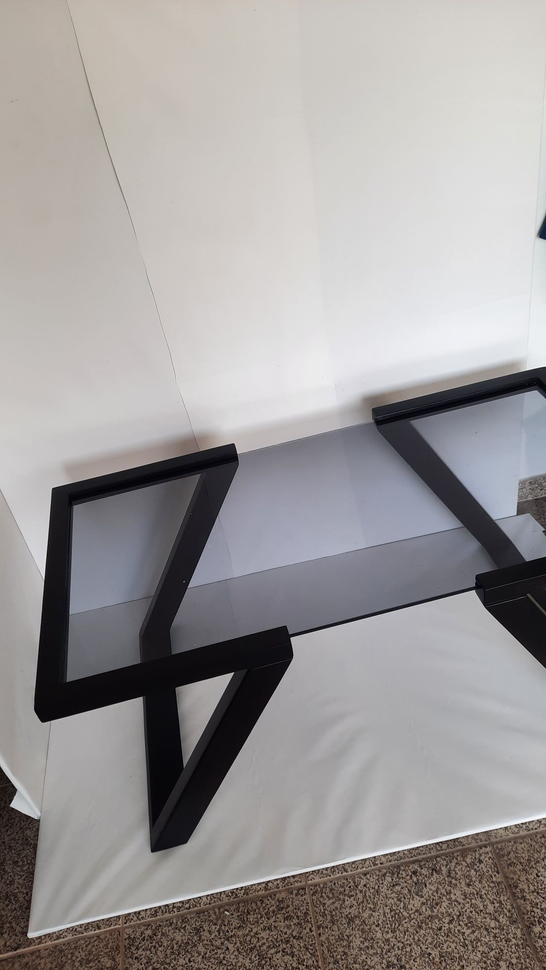 Mesa de centro madeira e vidro temperado