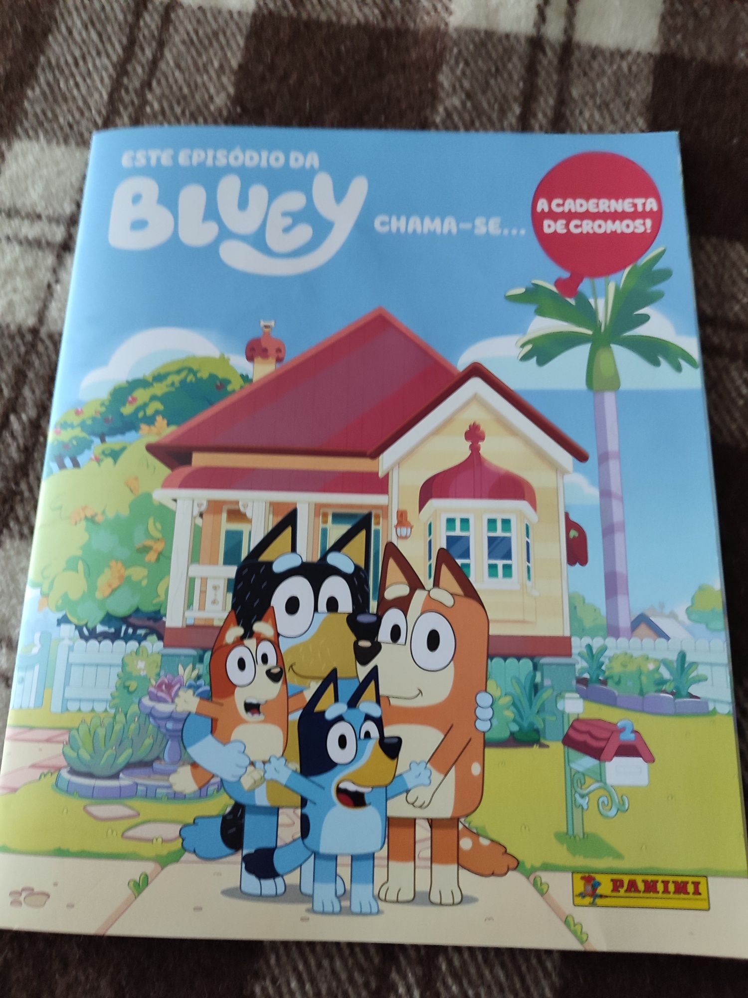 Troco cromos Bluey ou vendo!