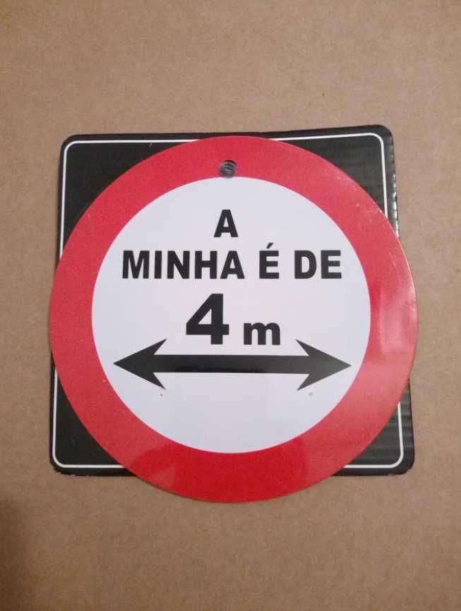 3 Placas em Metal com Ventosa - Novas e seladas