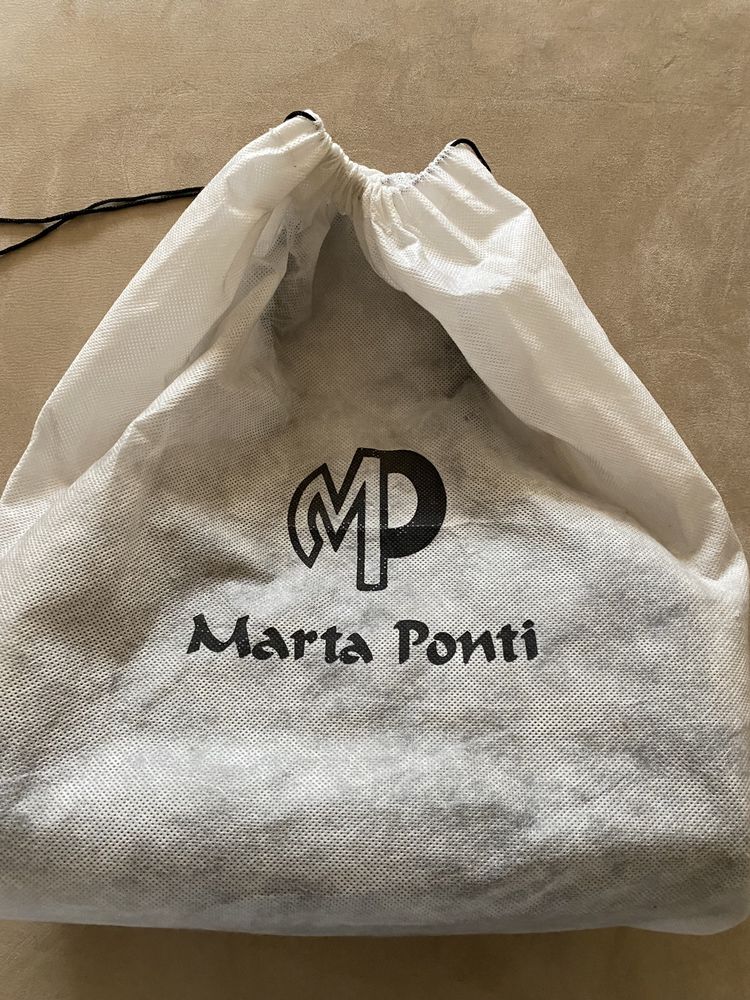 Carteira preta Marta Ponti nova