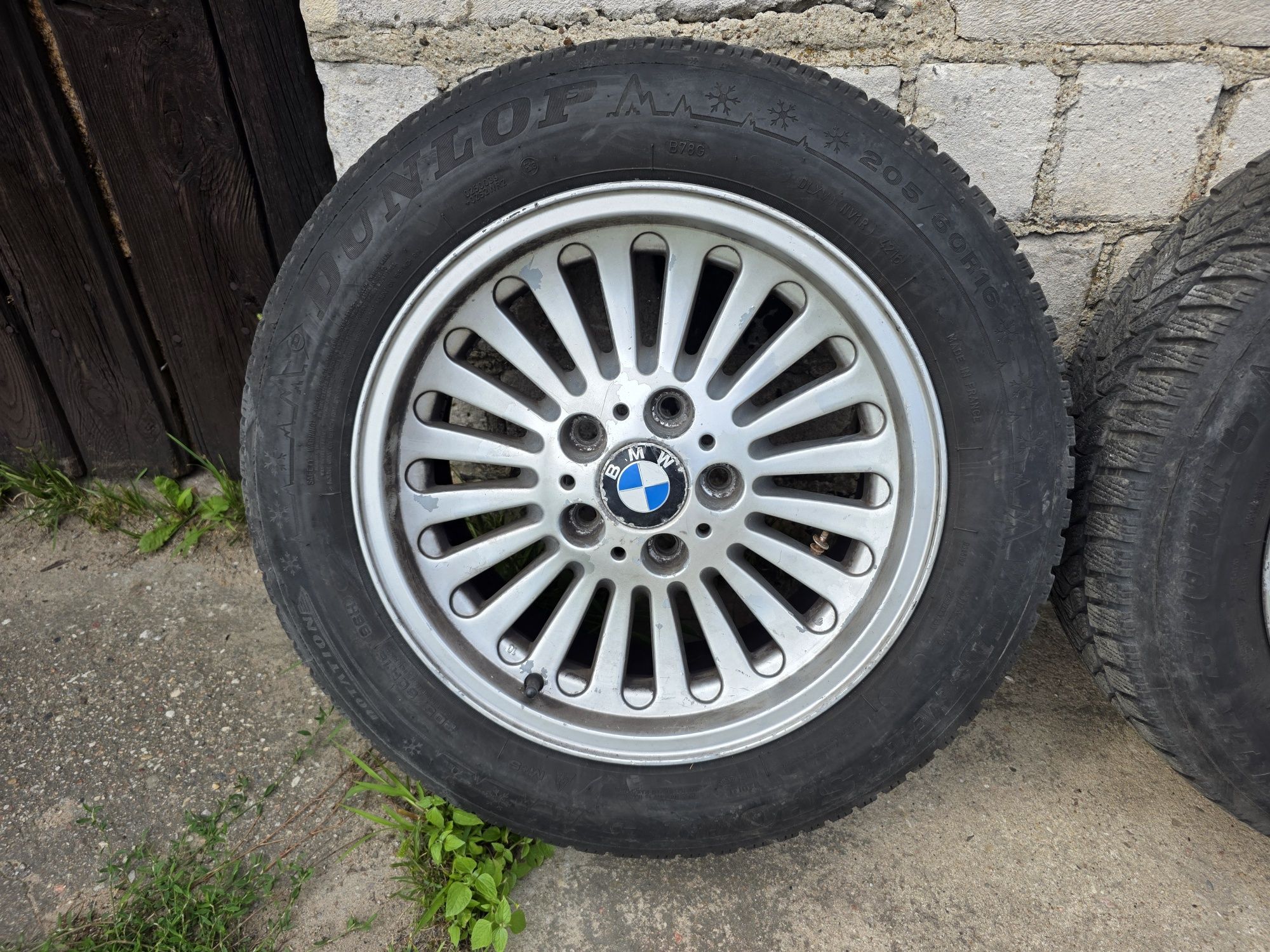 Koła BMW E39 E46 E60 E65 E90 Styling 33 16' 5x120 ET20 7J opony