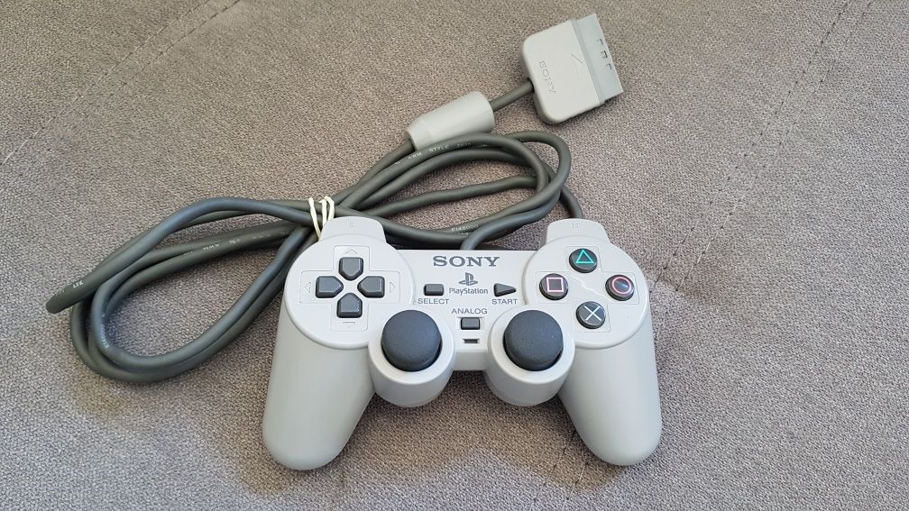 Playstation, SCPH-7002