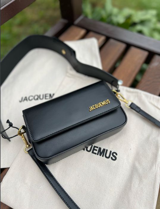 Стильні жіночі сумочки , які доповнят твій образ