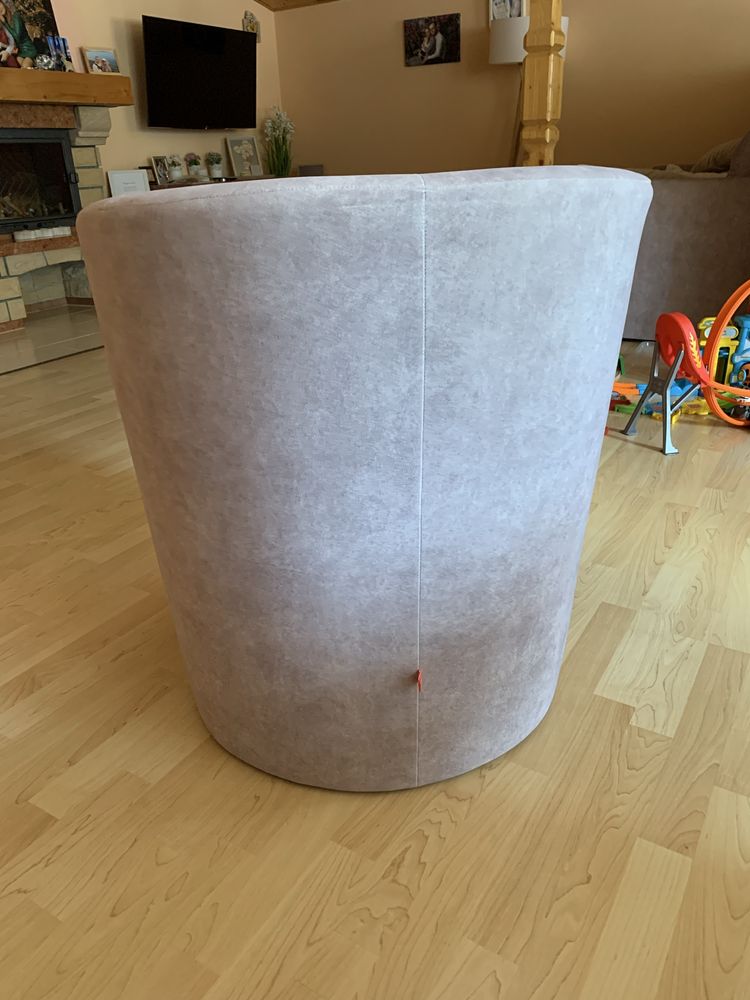 Wygodne fotele Black Red White