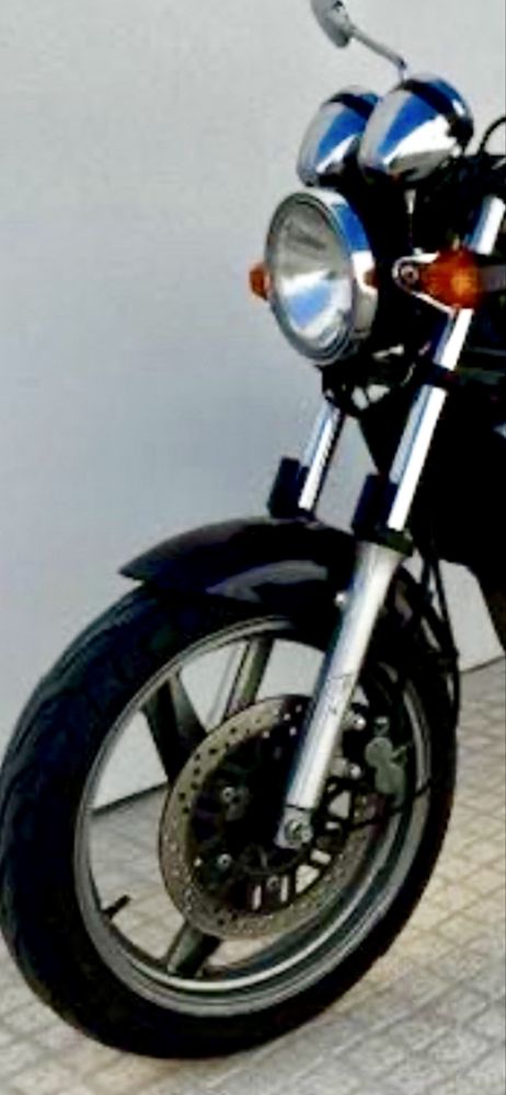 Kawasaki ER 500 A