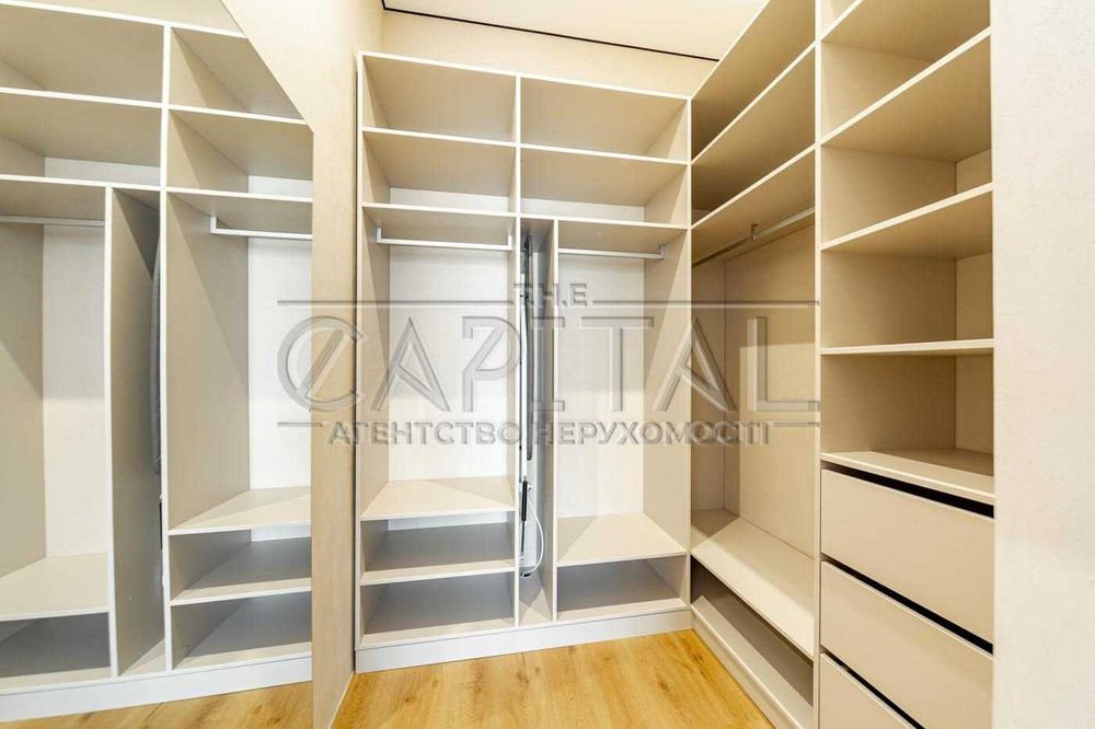 Продаж / Будинок / 175 м2 / Дмитрівка / вул. Привітна, 1