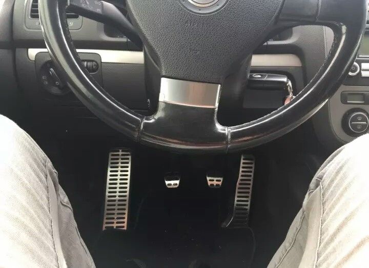 Proteção pedais anti derrapante grupo vw