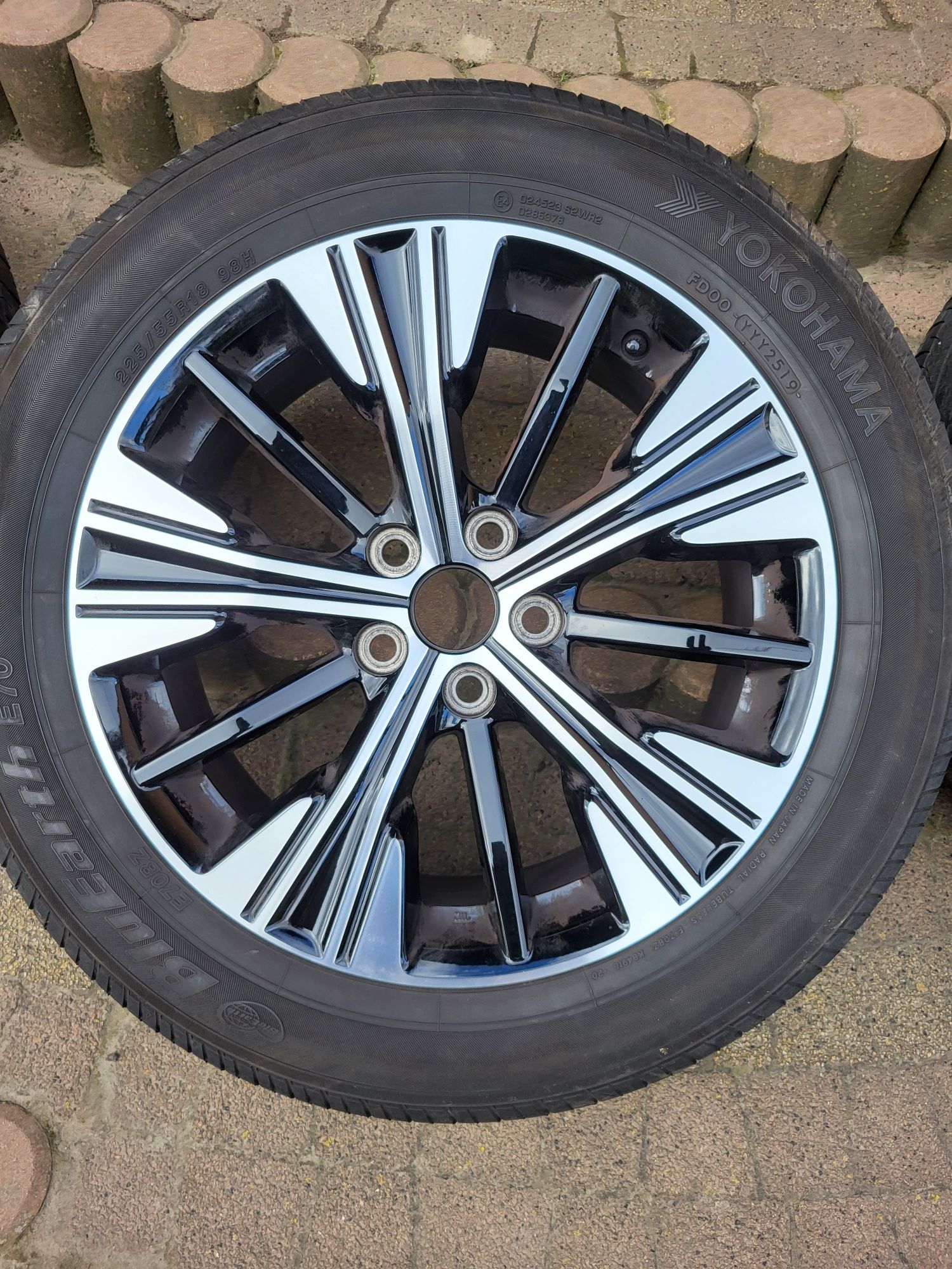 Felgi 18" Mitsubishi Outlander 5x114.3 Opony letnie 225/55/18