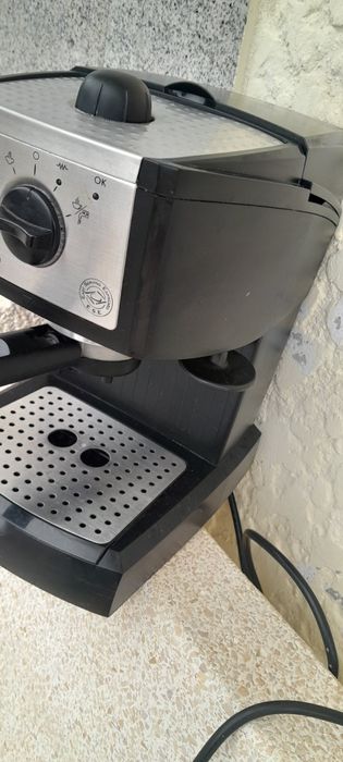 Máquina  de  café  elétrica
