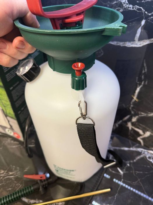 Садовий ручний обприскувач розпилювач PARKSIDE 2 л