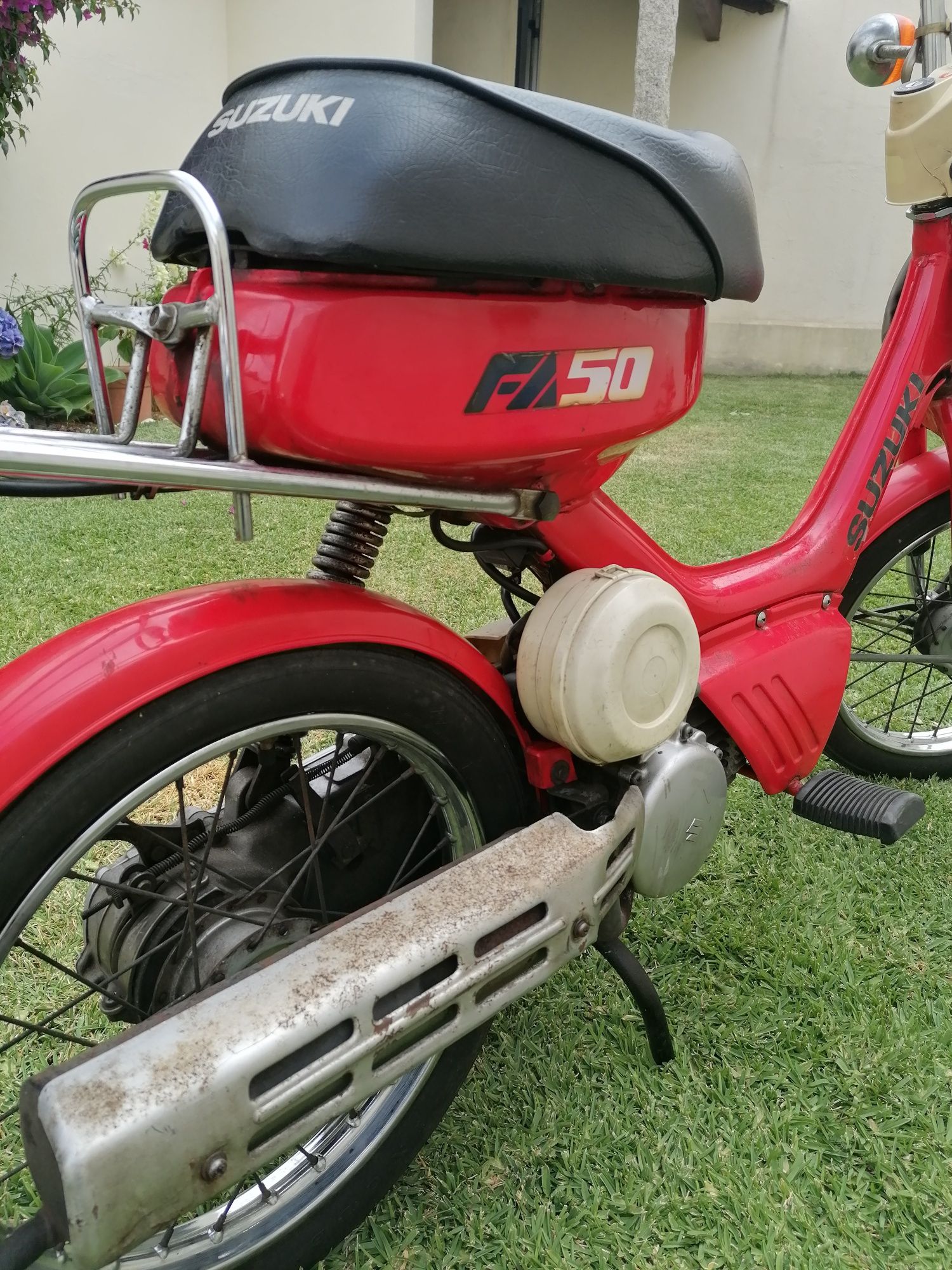 Scooter Suzuki fa 50