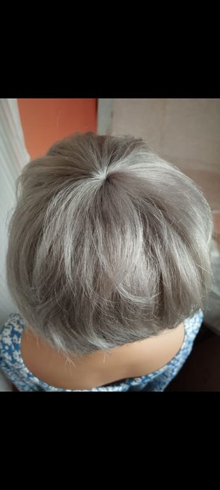 Парик 100%натуральный волос лёгкий удобный