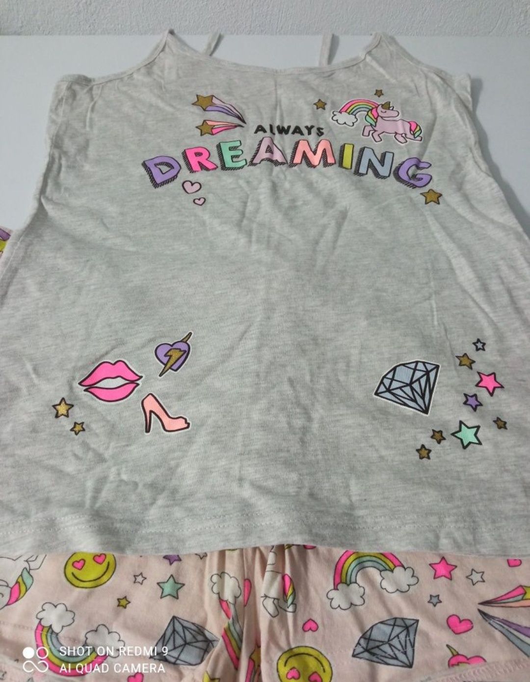 Pijamas de verão (calção e top) - tamanho L