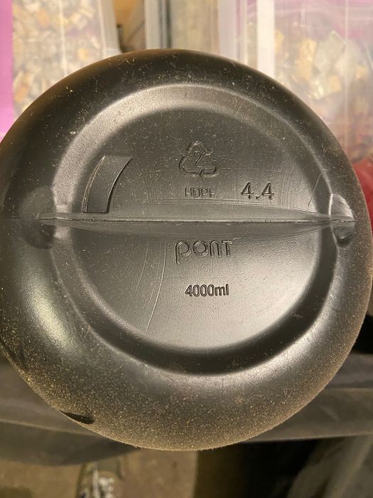 Frascos Proteina Whey vazios para arrumação