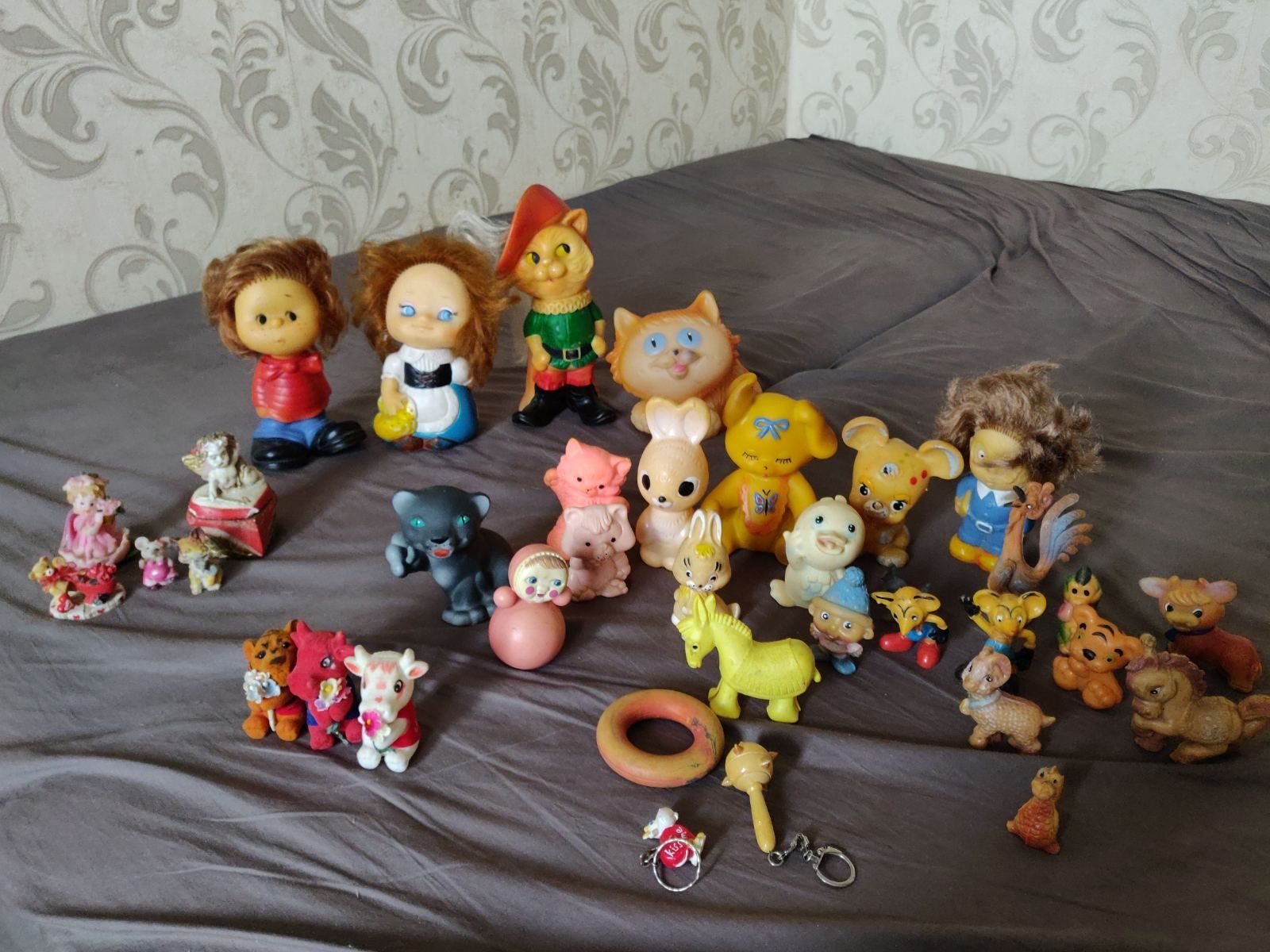 Продам игрушки СССР, киндеры