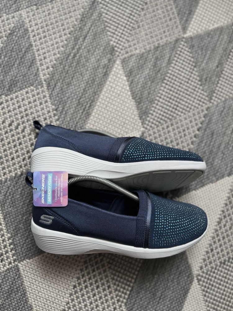 Оригінальні жіночі макасіни Skechers Memory Foam