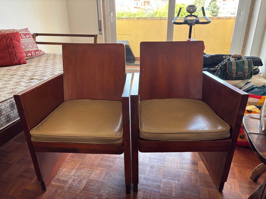 2 Cadeiras vintage em madeira, estilo mid-century / modernista