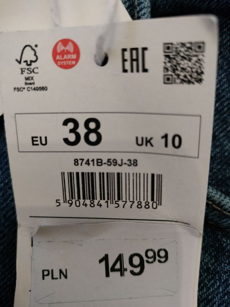 Spodnie jeans Reserved